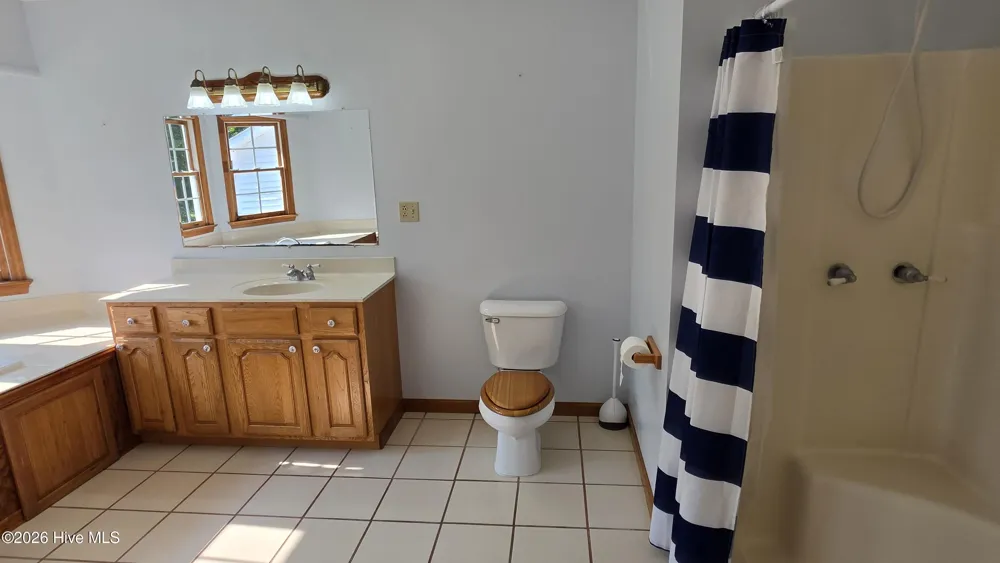 347 Sandy Point Drive Beaufort, NC 28516