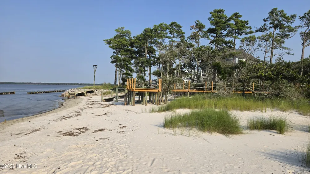 347 Sandy Point Drive Beaufort, NC 28516
