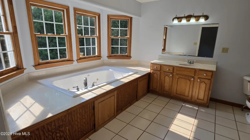 347 Sandy Point Drive Beaufort, NC 28516