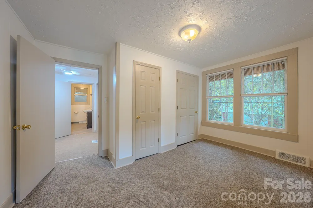 298 State Street Asheville, NC 28806