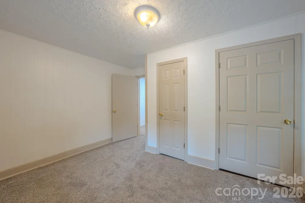 298 State Street Asheville, NC 28806