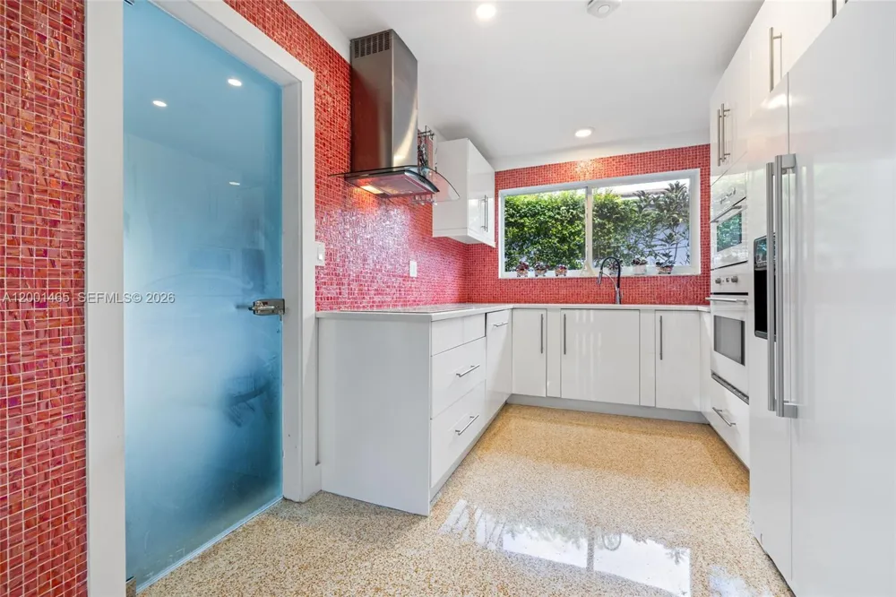 2121 Red Rd #0 Coral Gables, FL 33155