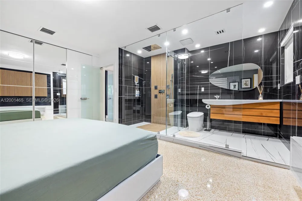 2121 Red Rd #0 Coral Gables, FL 33155