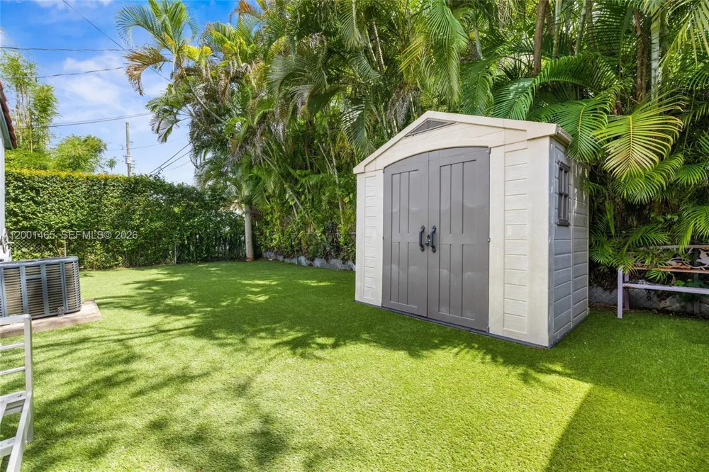 2121 Red Rd #0 Coral Gables, FL 33155