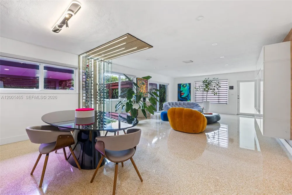 2121 Red Rd #0 Coral Gables, FL 33155