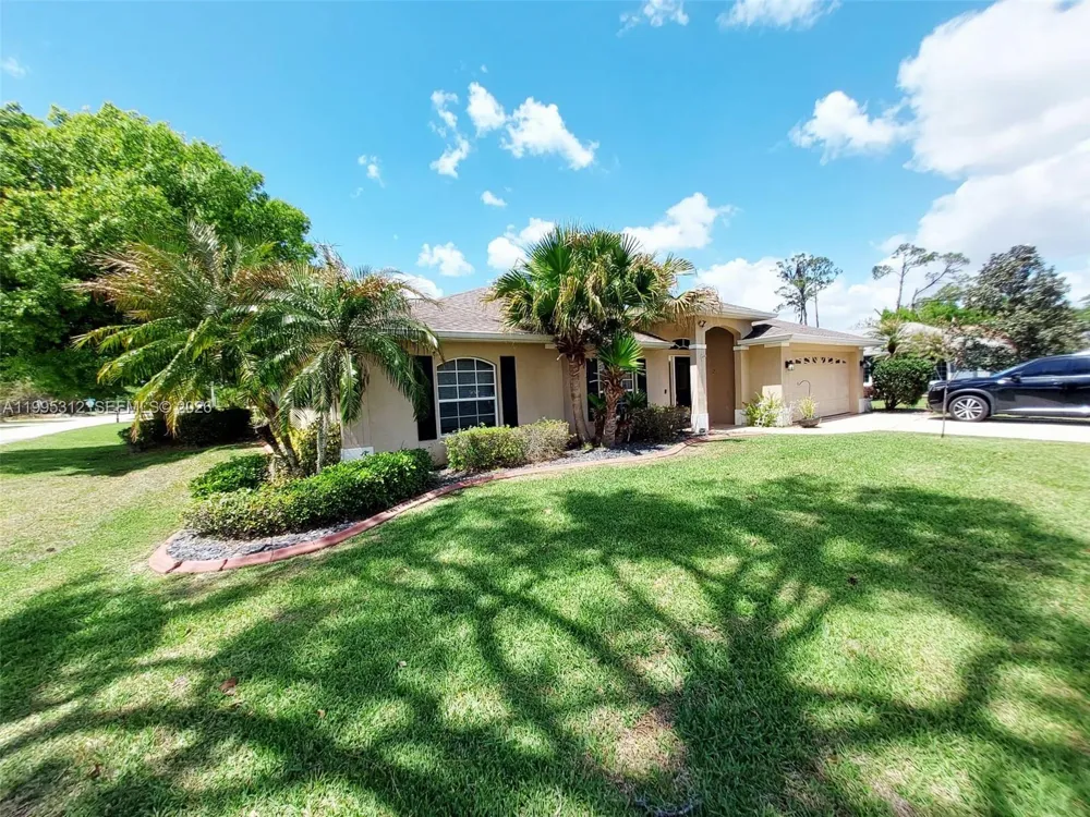 4031 Santa Barbara Sebring, FL 33875