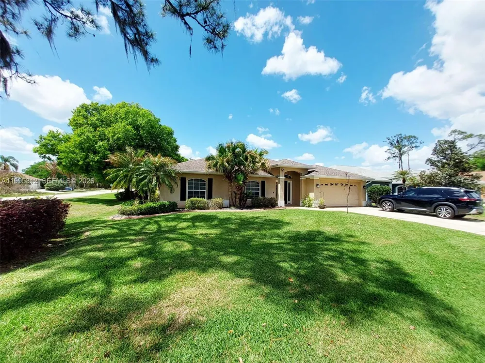 4031 Santa Barbara Sebring, FL 33875