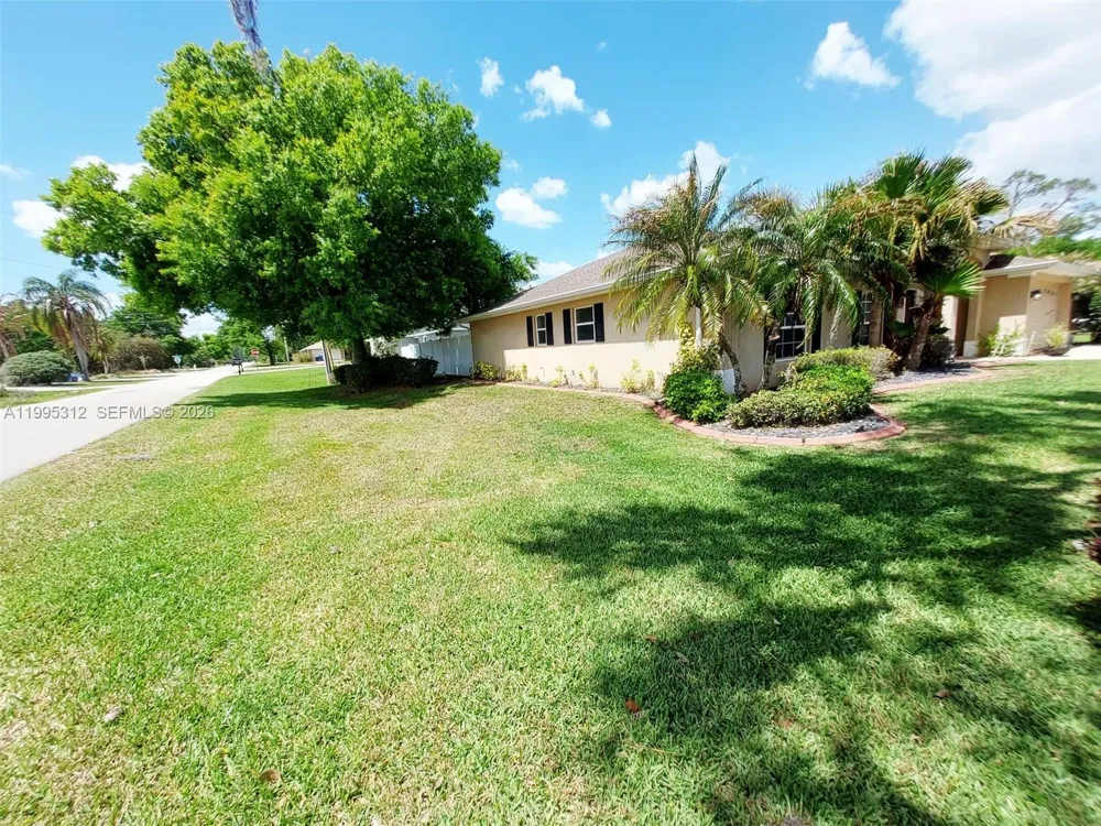 4031 Santa Barbara Sebring, FL 33875