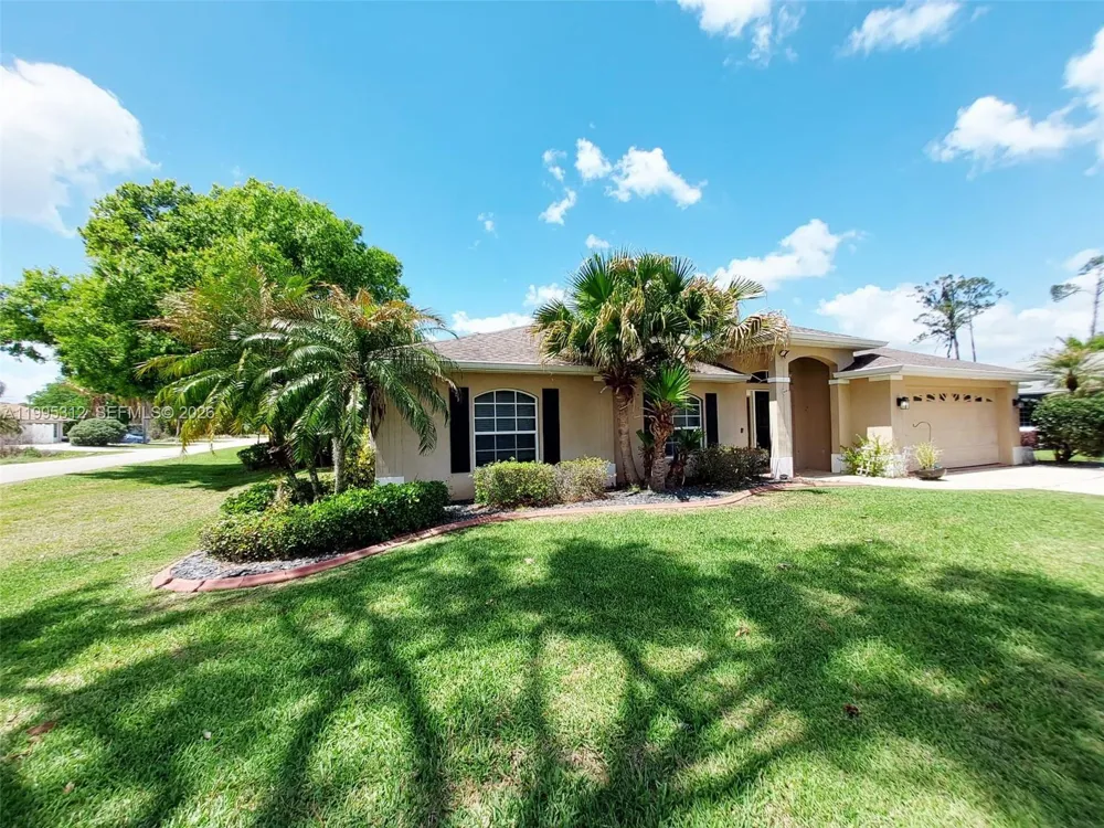 4031 Santa Barbara Sebring, FL 33875