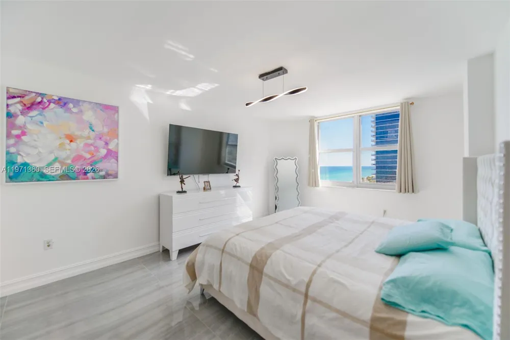 1950 S Ocean Dr #8J Hallandale Beach, FL 33009
