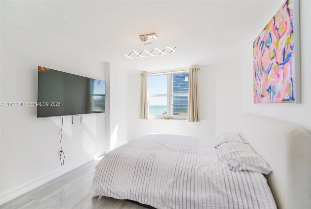 1950 S Ocean Dr #8J Hallandale Beach, FL 33009