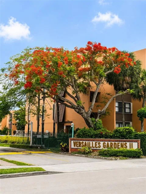 9440 W Flagler St #205