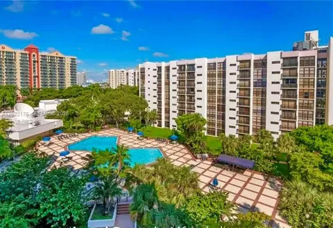 17011 Bay Rd #1018