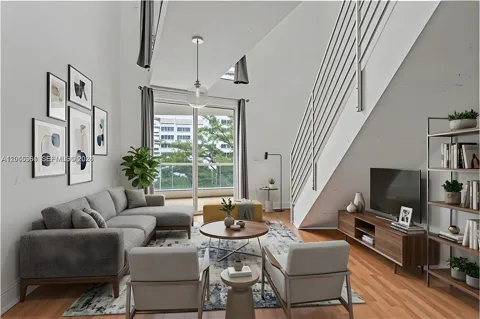 6362 Collins Ave #503