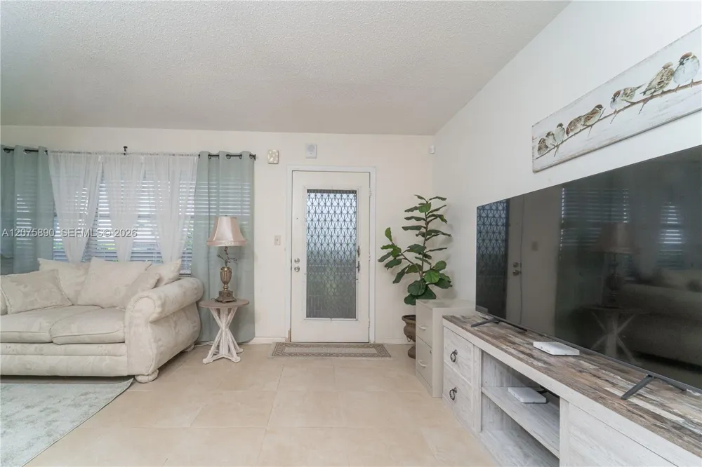3205 Portofino Pt #D4 Coconut Creek, FL 33066