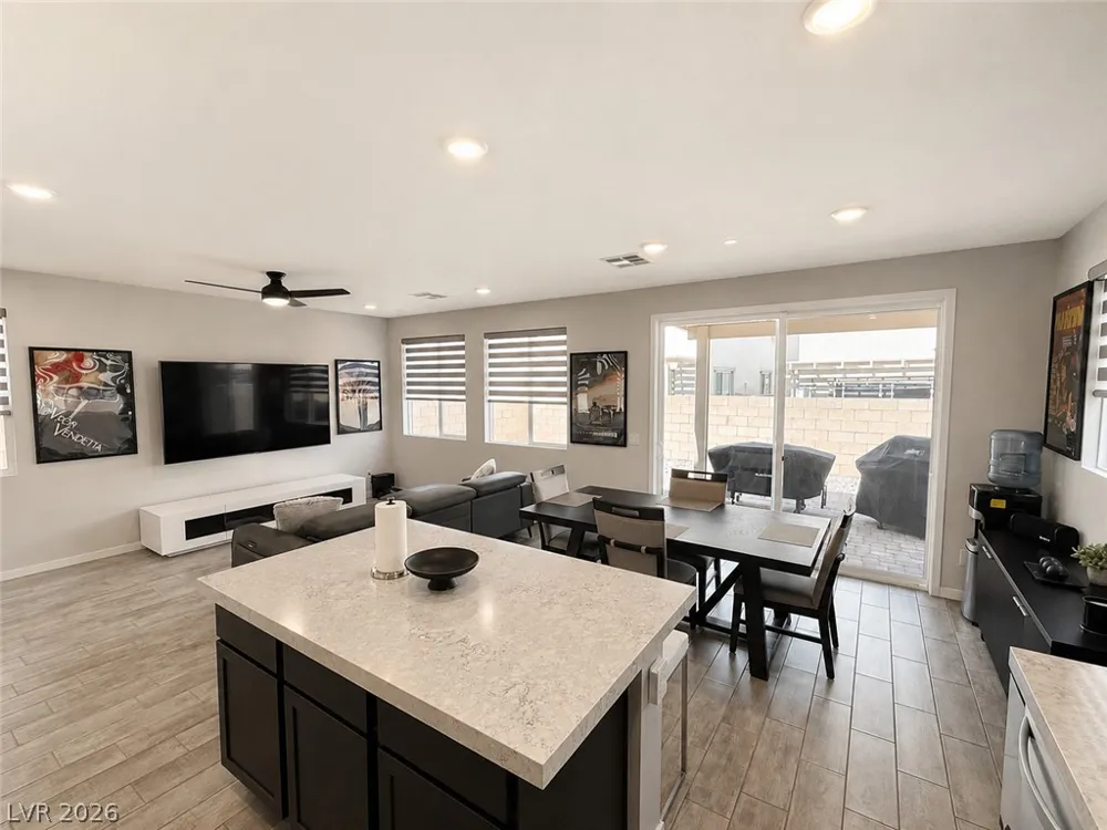 10650 Deibel Avenue Las Vegas, NV 89166