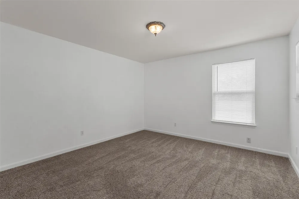 4010 Kings Canyon Drive Taylor, TX 76574