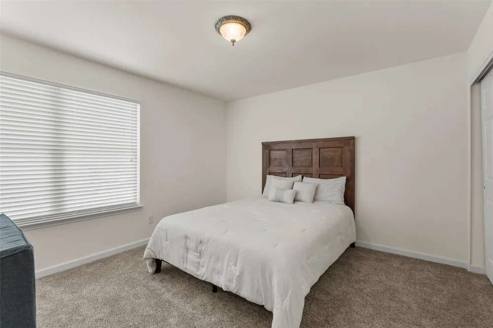 4010 Kings Canyon Drive Taylor, TX 76574