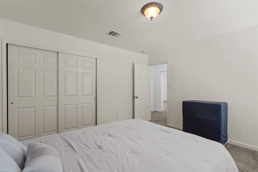 4010 Kings Canyon Drive Taylor, TX 76574