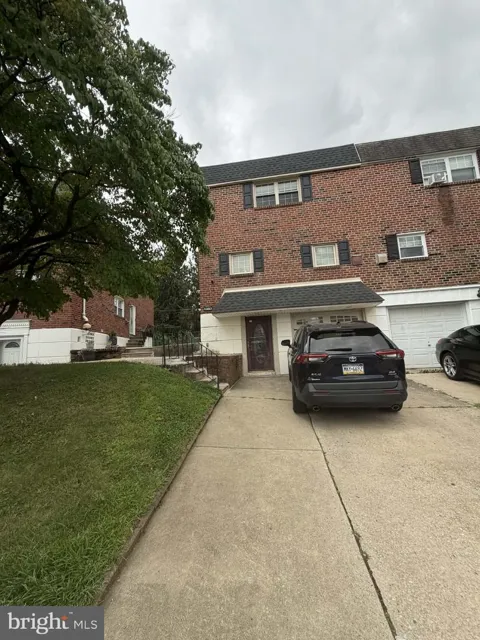 814 KENDRICK STREET