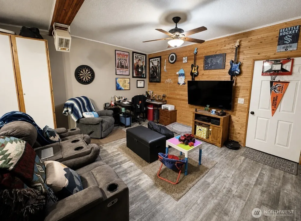 233 E 2nd Street Tonasket, WA 98855