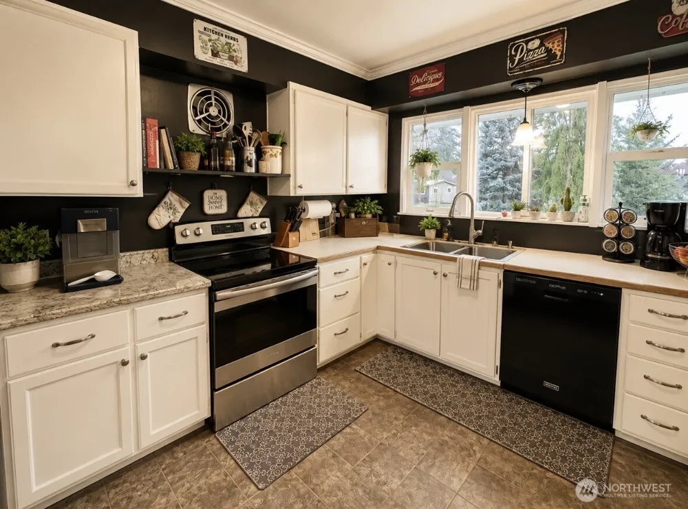 233 E 2nd Street Tonasket, WA 98855