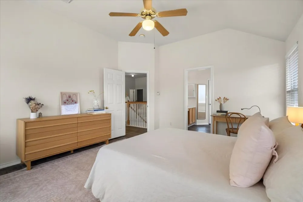 8024 Whitworth Lane Round Rock, TX 78681