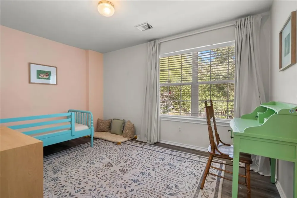 8024 Whitworth Lane Round Rock, TX 78681