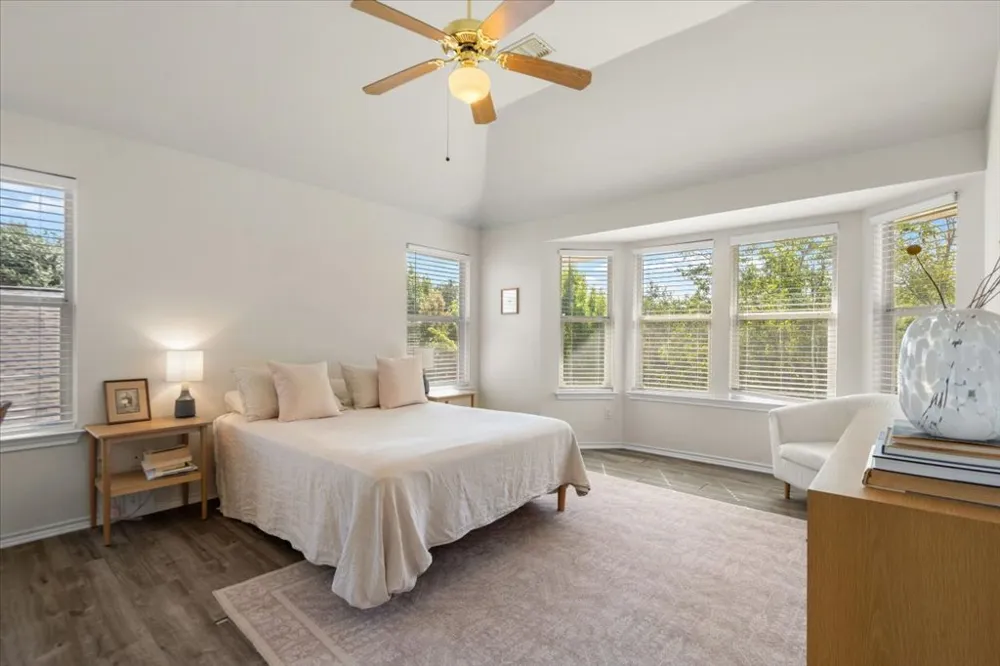 8024 Whitworth Lane Round Rock, TX 78681
