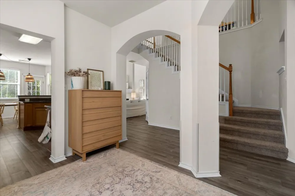 8024 Whitworth Lane Round Rock, TX 78681