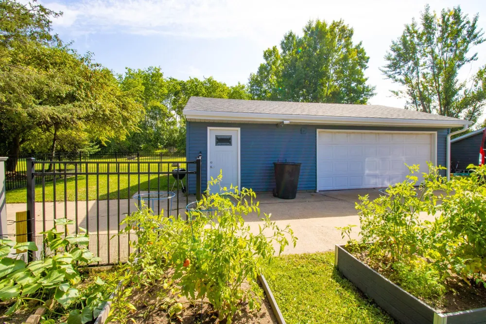 5432 Mineral Avenue Mountain Iron, MN 55768