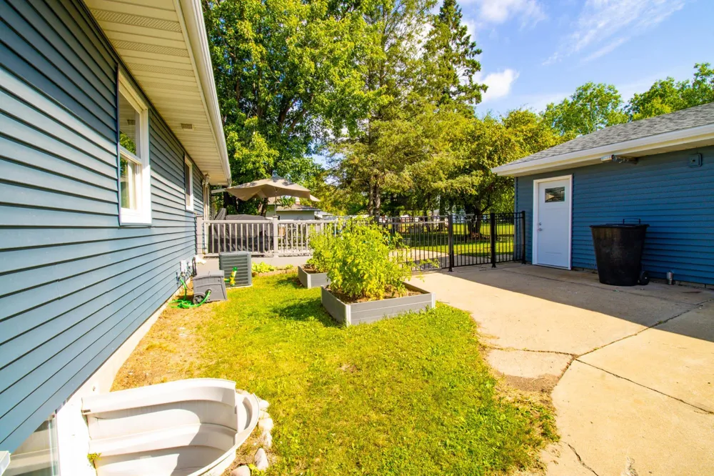 5432 Mineral Avenue Mountain Iron, MN 55768