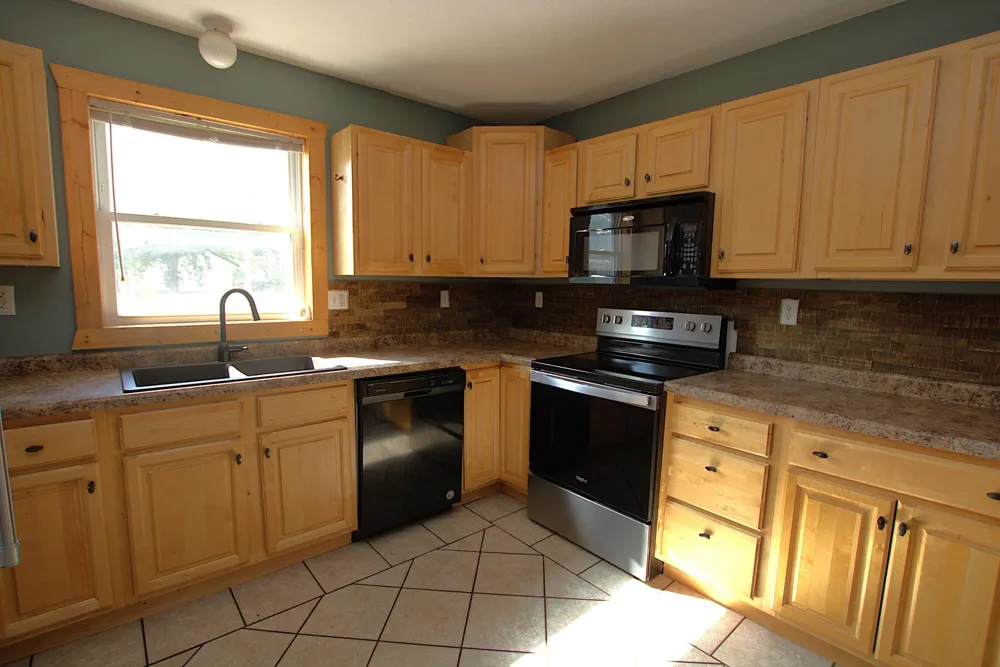 311 Roosevelt Street SW Staples, MN 56479