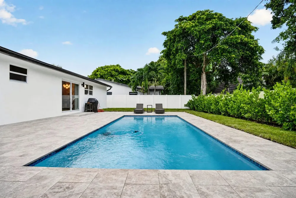 2521 Jaeger Drive Delray Beach, FL 33444