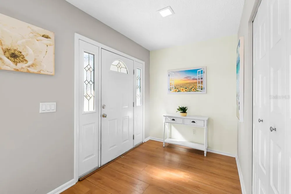 234 AMESBURY CIRCLE Sun City Center, FL 33573