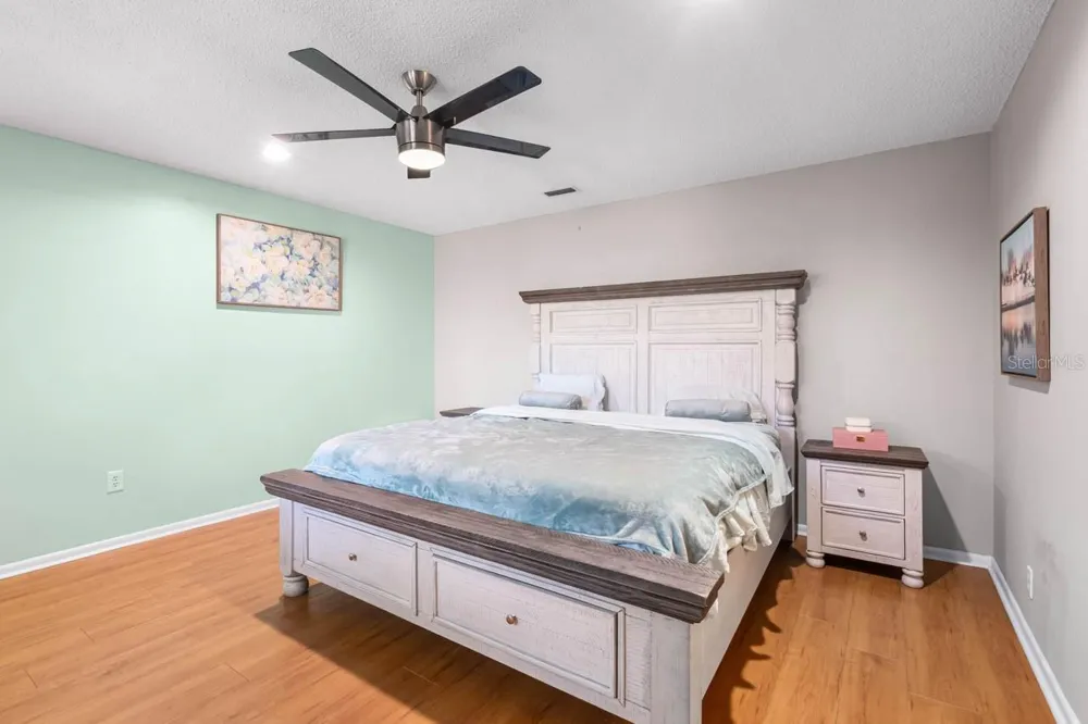 234 AMESBURY CIRCLE Sun City Center, FL 33573