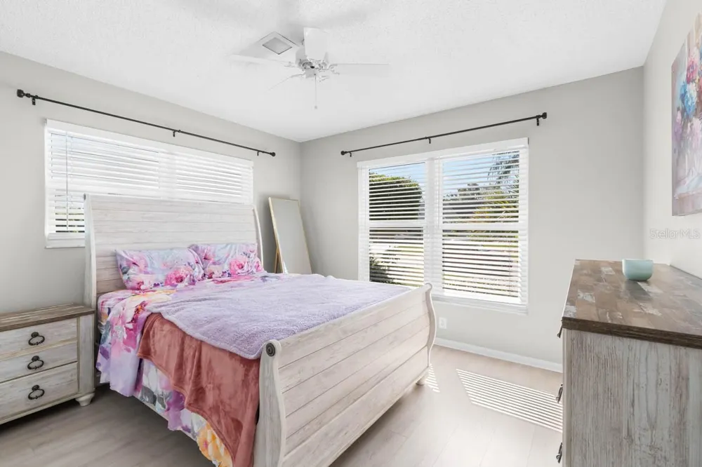 234 AMESBURY CIRCLE Sun City Center, FL 33573
