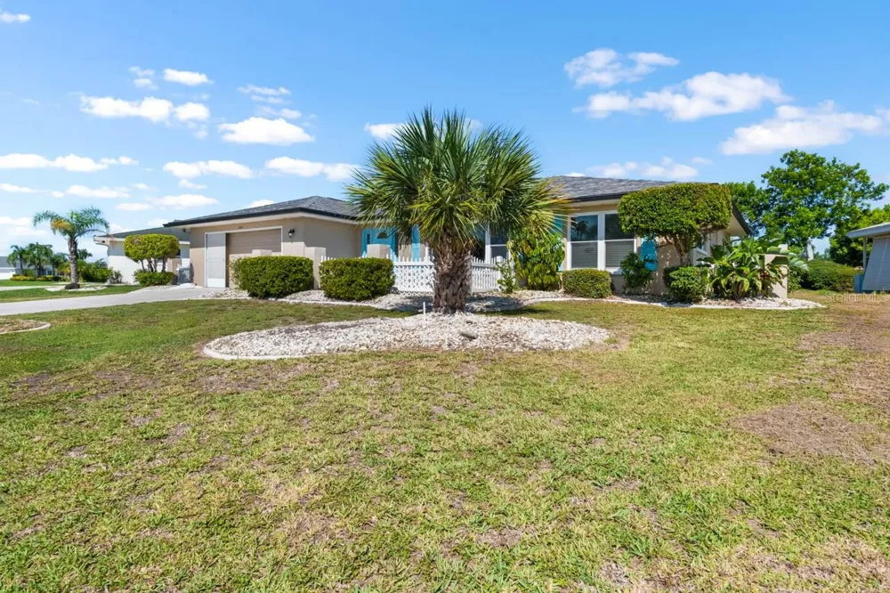 234 AMESBURY CIRCLE Sun City Center, FL 33573