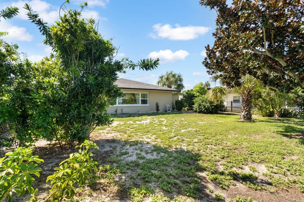 234 AMESBURY CIRCLE Sun City Center, FL 33573