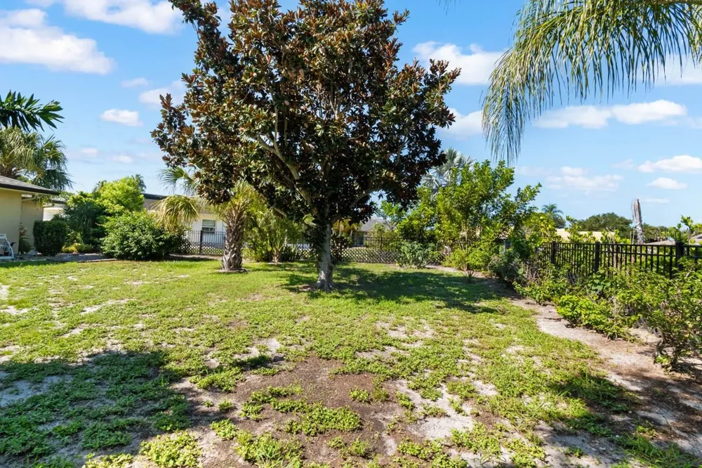 234 AMESBURY CIRCLE Sun City Center, FL 33573