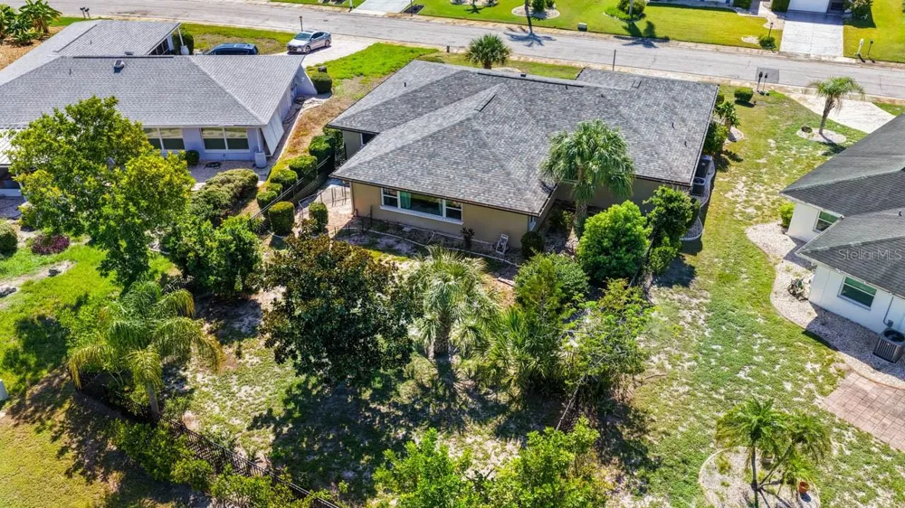 234 AMESBURY CIRCLE Sun City Center, FL 33573