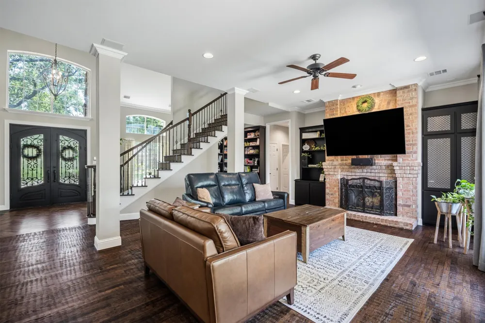 1324 Coral Drive Coppell, TX 75019