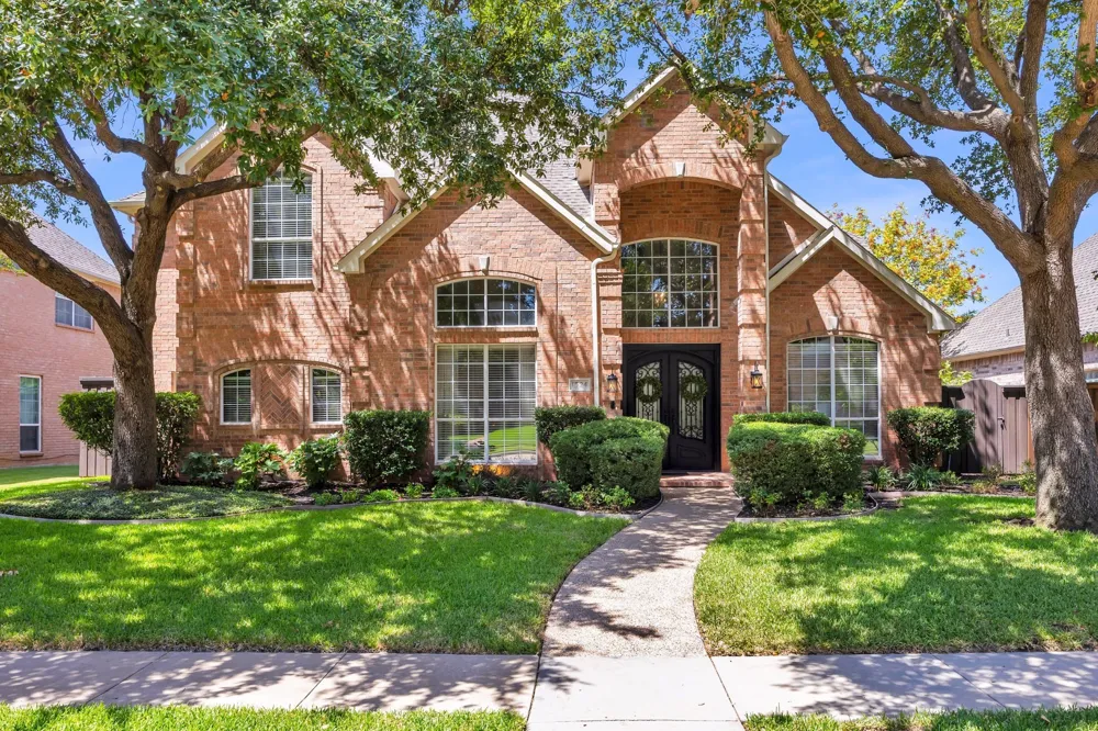 1324 Coral Drive Coppell, TX 75019