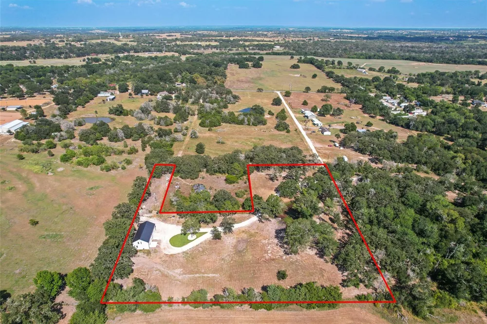 1121 Allen Road Brenham, TX 77833