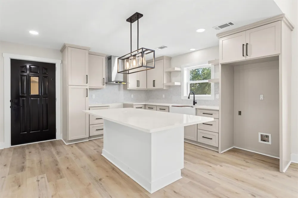 1121 Allen Road Brenham, TX 77833