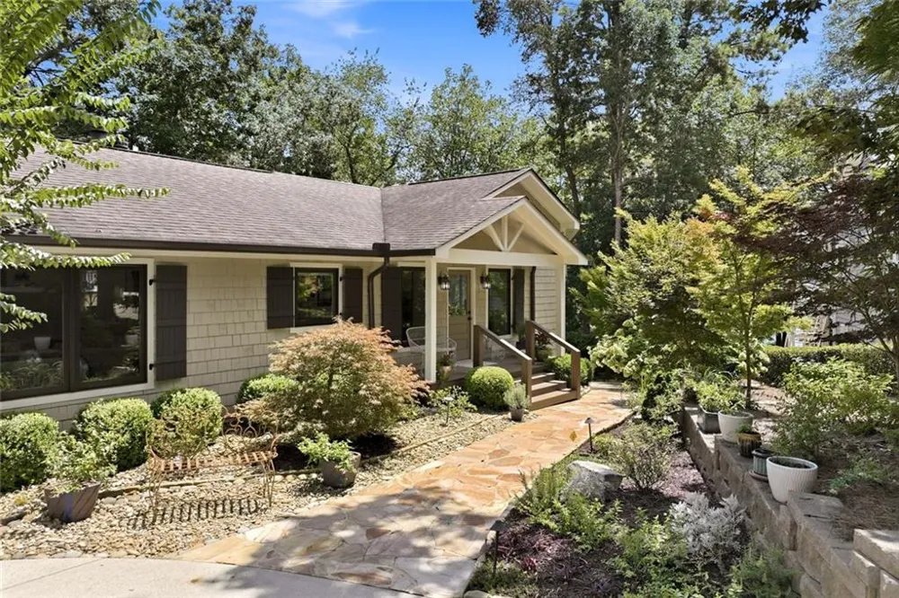 1123 Chestatee Point Dawsonville, GA 30534