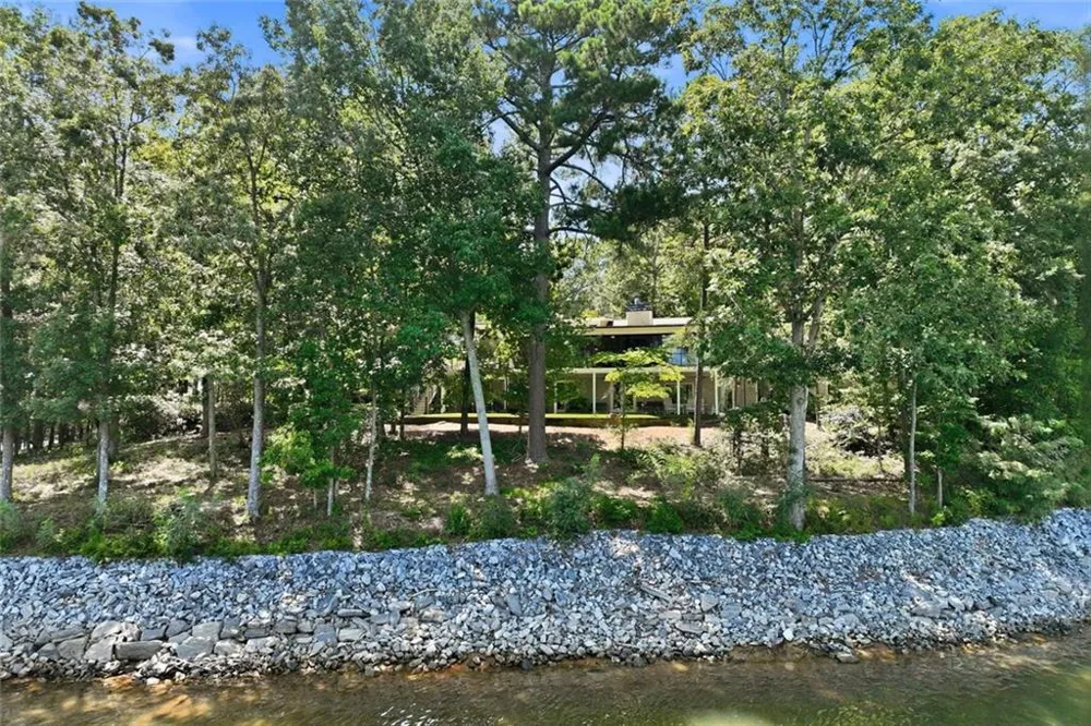1123 Chestatee Point Dawsonville, GA 30534