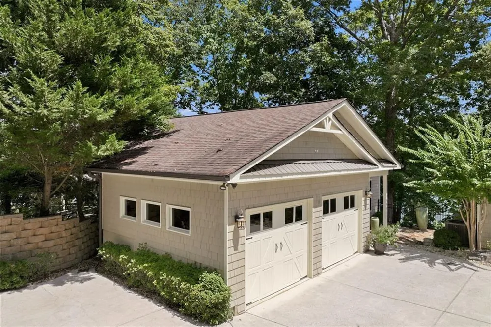 1123 Chestatee Point Dawsonville, GA 30534