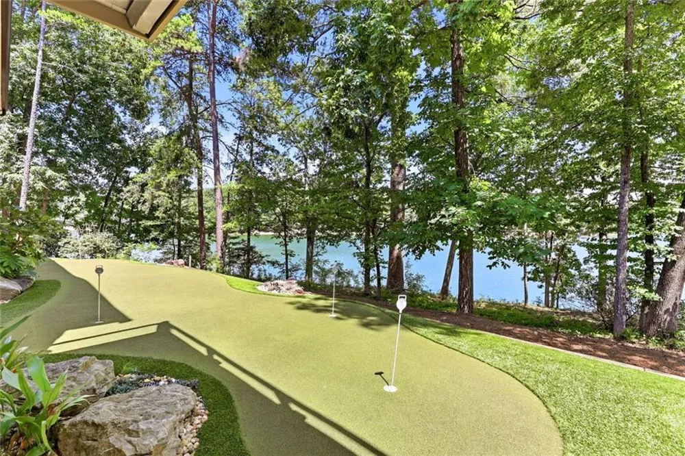 1123 Chestatee Point Dawsonville, GA 30534