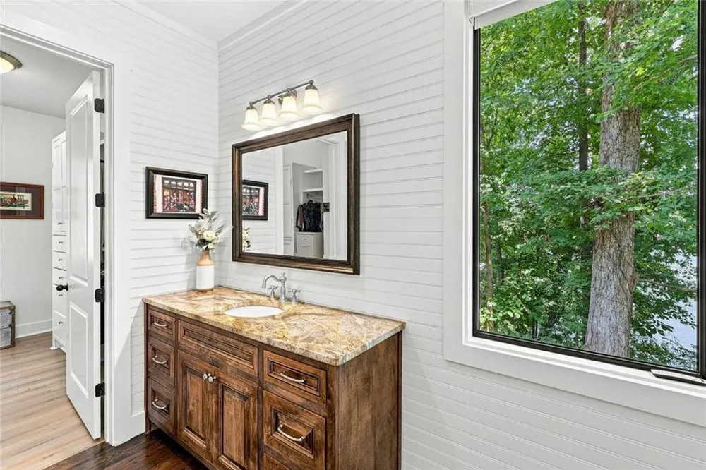 1123 Chestatee Point Dawsonville, GA 30534